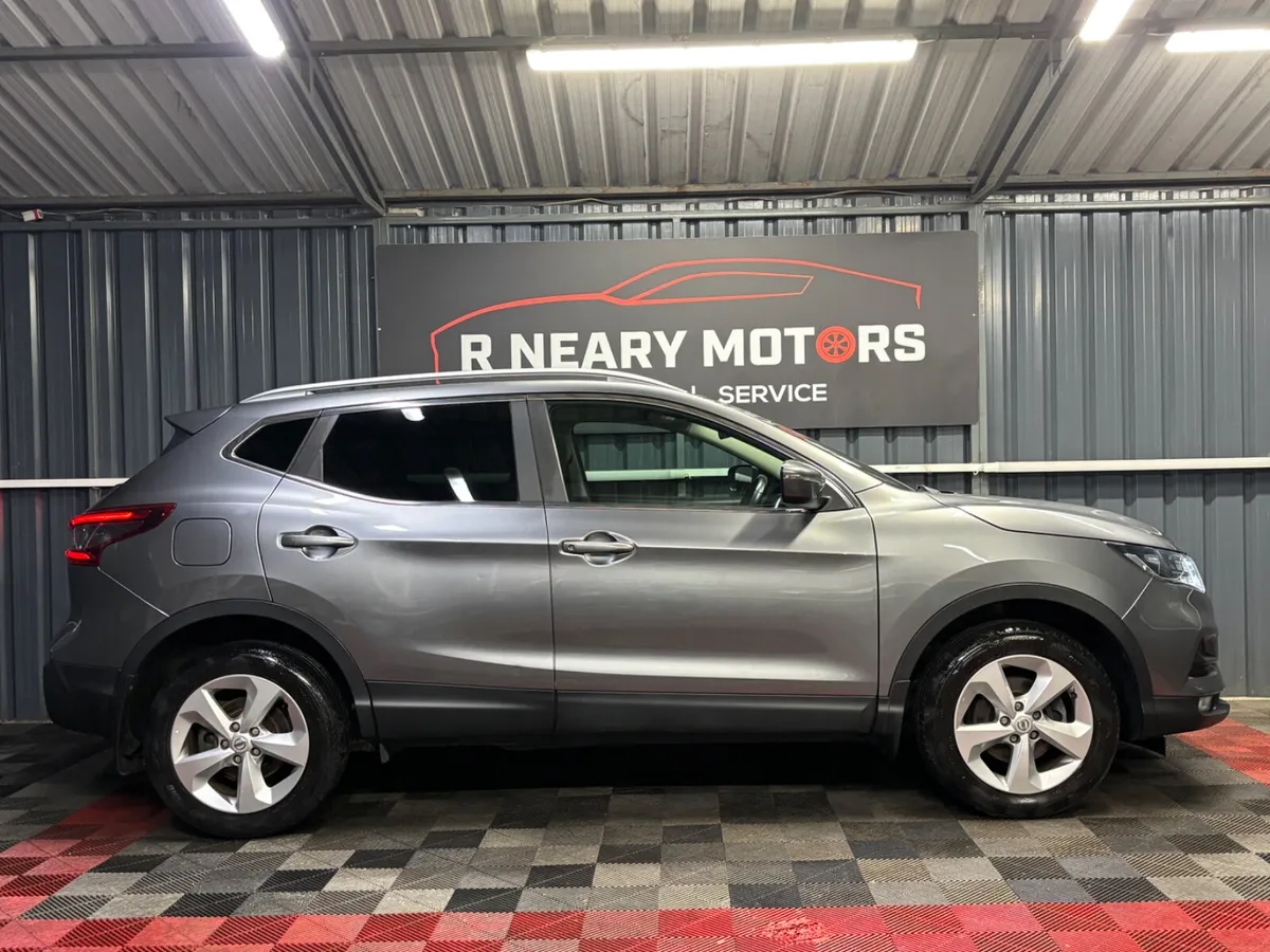 2018 Nissan Qashqai 1.2 Petrol High-Spec - Image 4