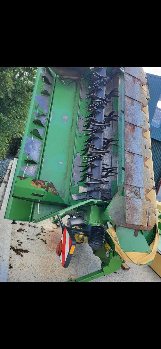 Krone rear mower - Image 2