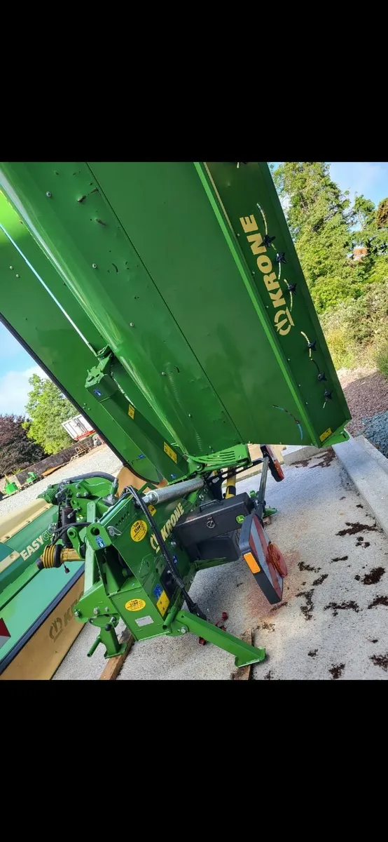 Krone rear mower - Image 3