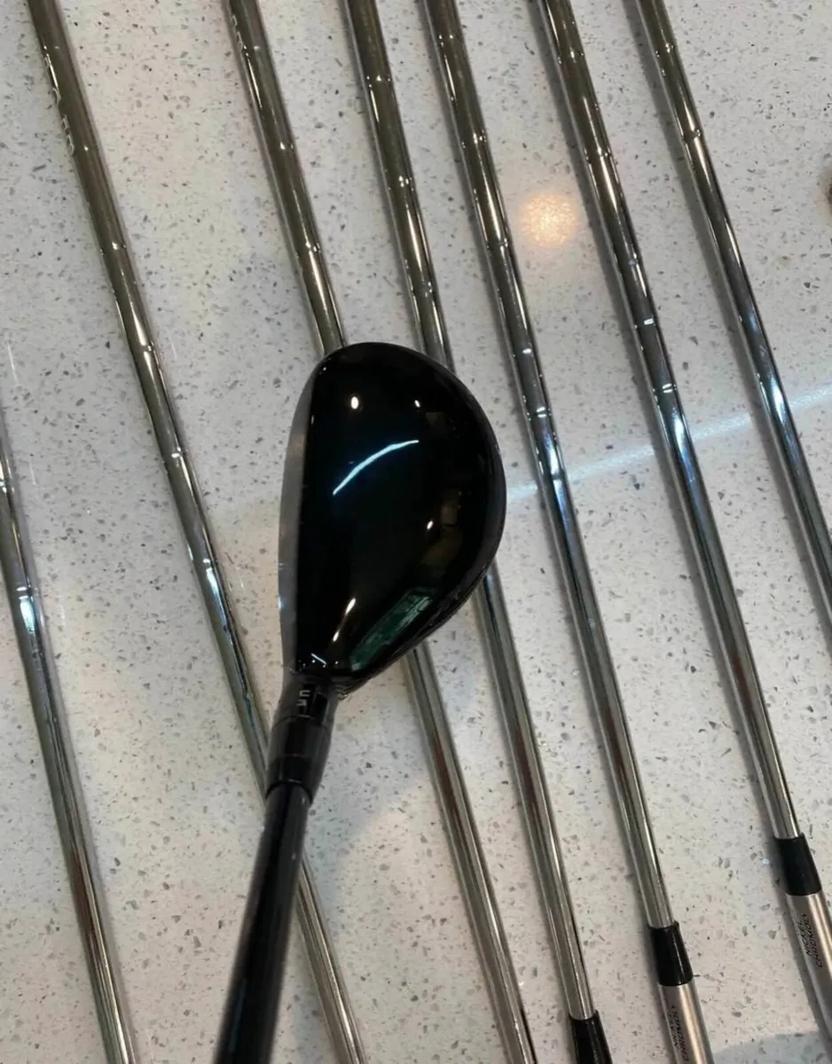 Titleist TSR2 3 Hybrid - Image 2
