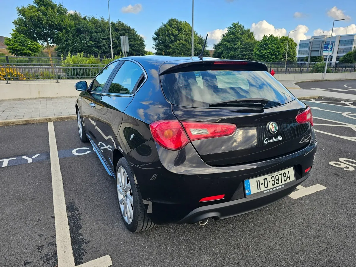 Alfa Romeo Giulietta 1.6 JTDM 2 Lusso - Image 3