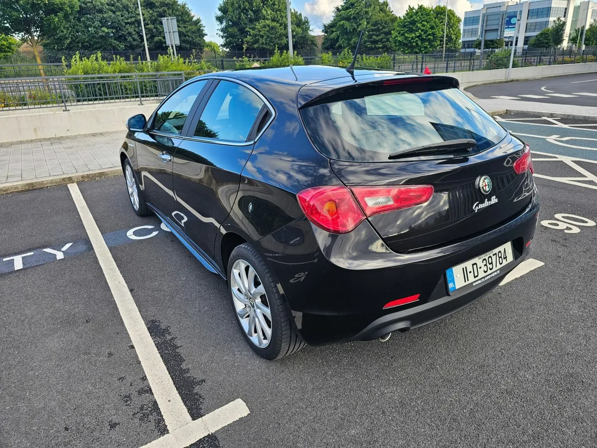 Alfa Romeo Giulietta 1.6 JTDM 2 Lusso - Image 4