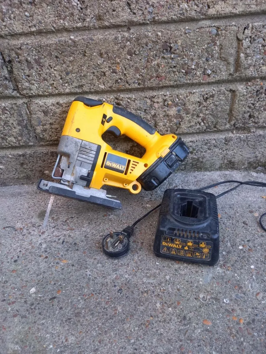 DeWalt Battery Jigsaw - Image 1