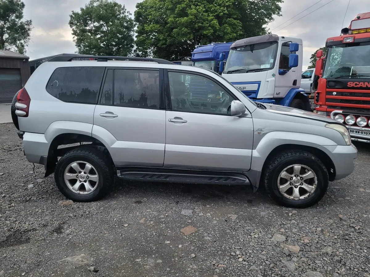 Toyota Landcruiser 2005 lwb - Image 2