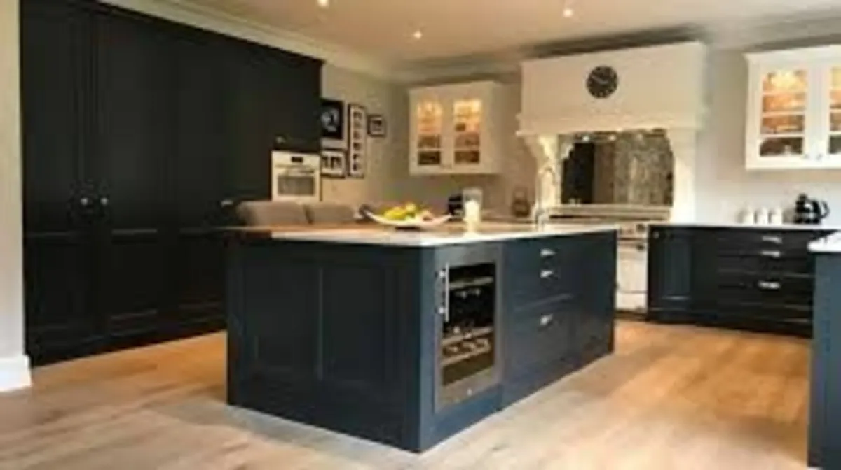 Painters And Decorators - Image 4