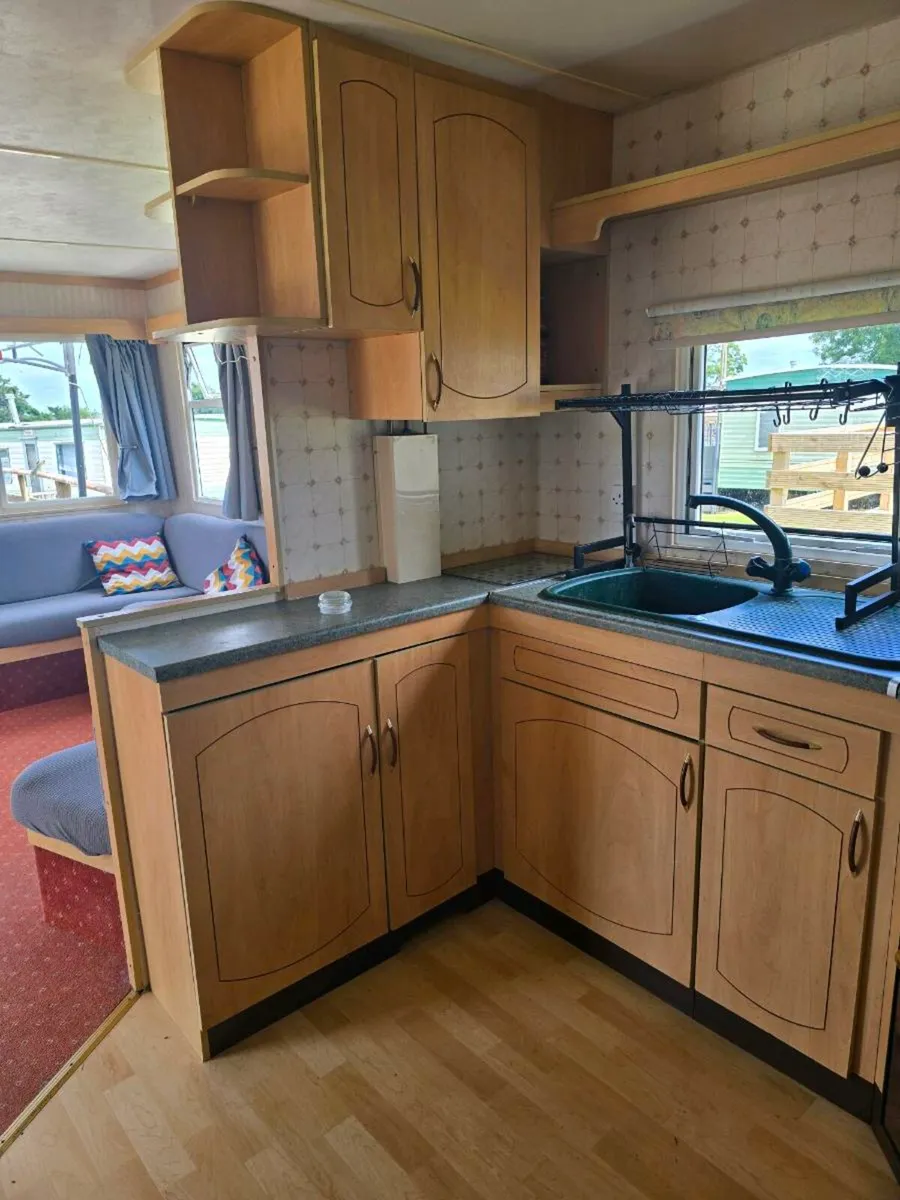 Mobile Homes - Image 1