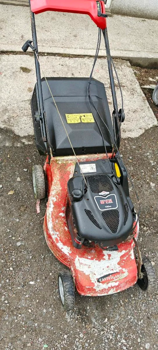 Castelgarden self propelled lawnmower - Image 1