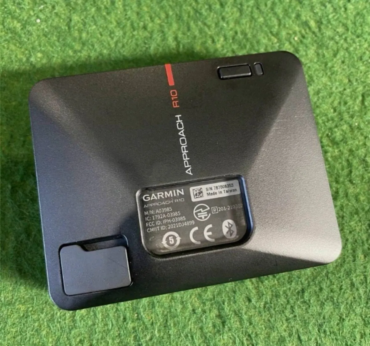 Approach R10 Portable Golf Launch Monitor - Image 3