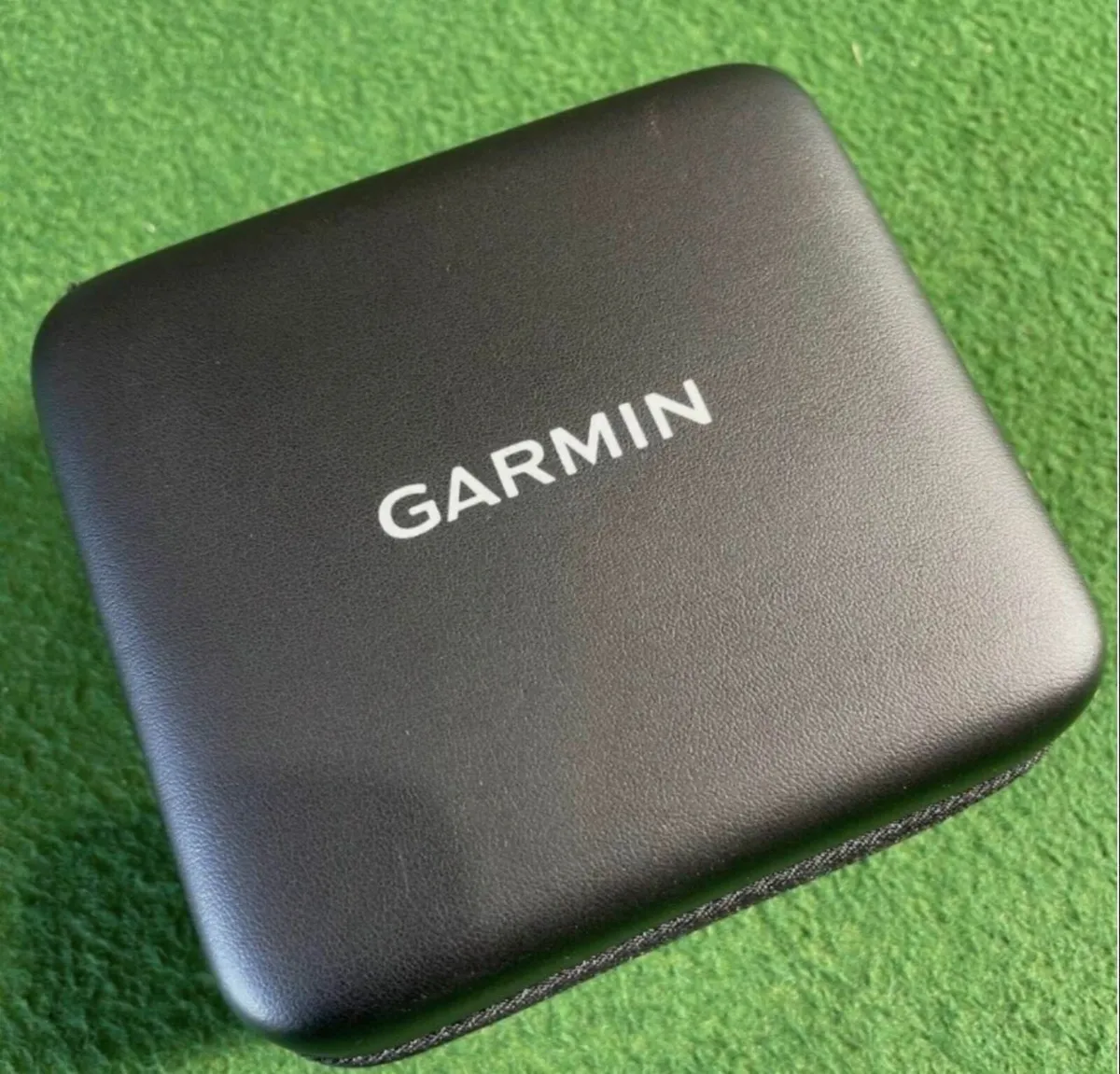 Approach R10 Portable Golf Launch Monitor - Image 4