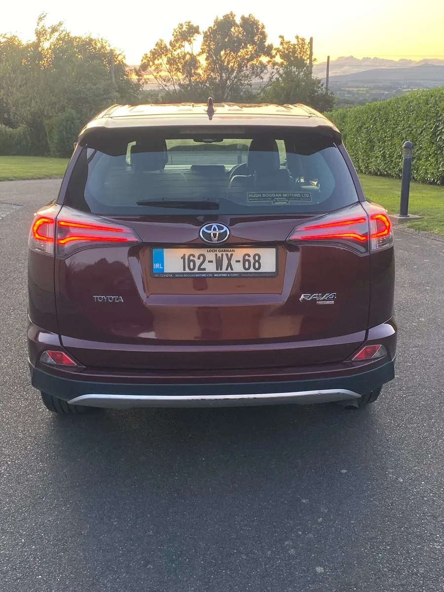 2016 (162) Toyota RAV4 D-4D (143) 2WD LUNA SPORT - Image 4