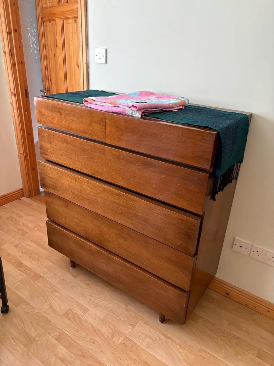Chest of Drawers