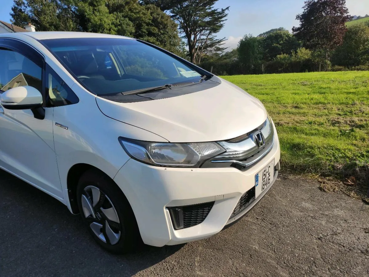 HONDA FIT AUTO HYBRID - Image 2