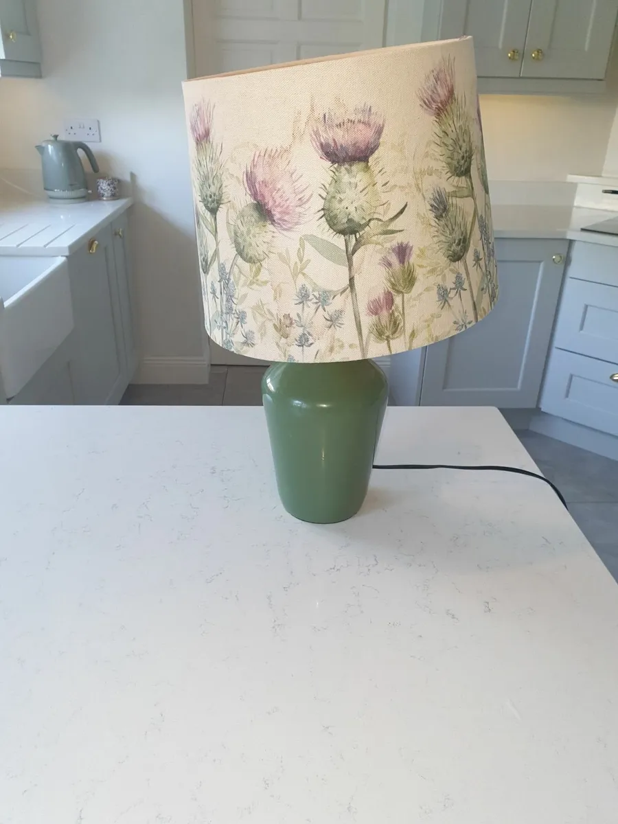 Gorgeous thistle lamp - Image 3