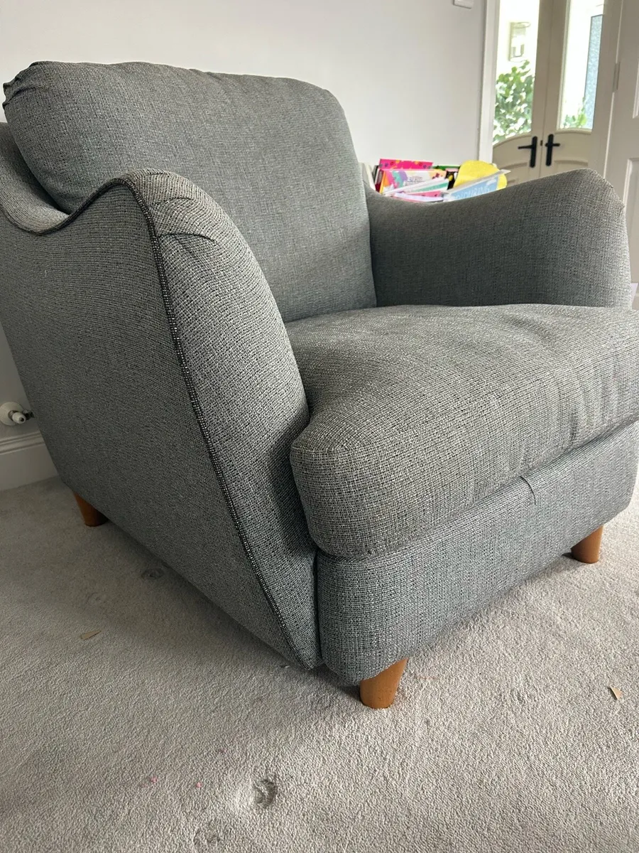 Armchair - Image 2