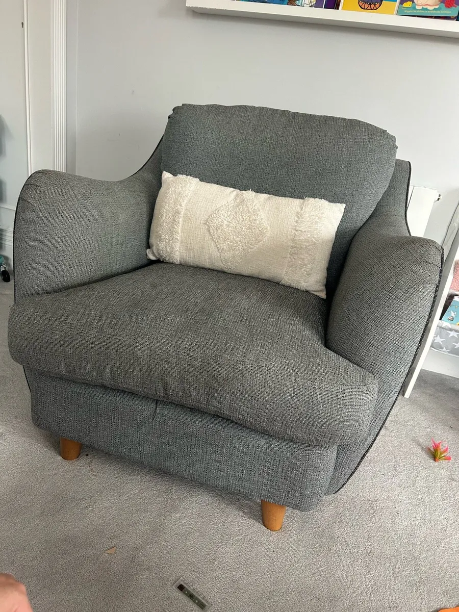 Armchair - Image 1