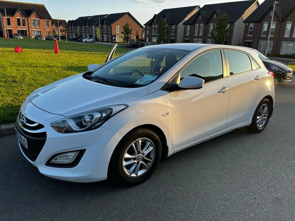 2014 Hyundai I30 Automatic - Image 3