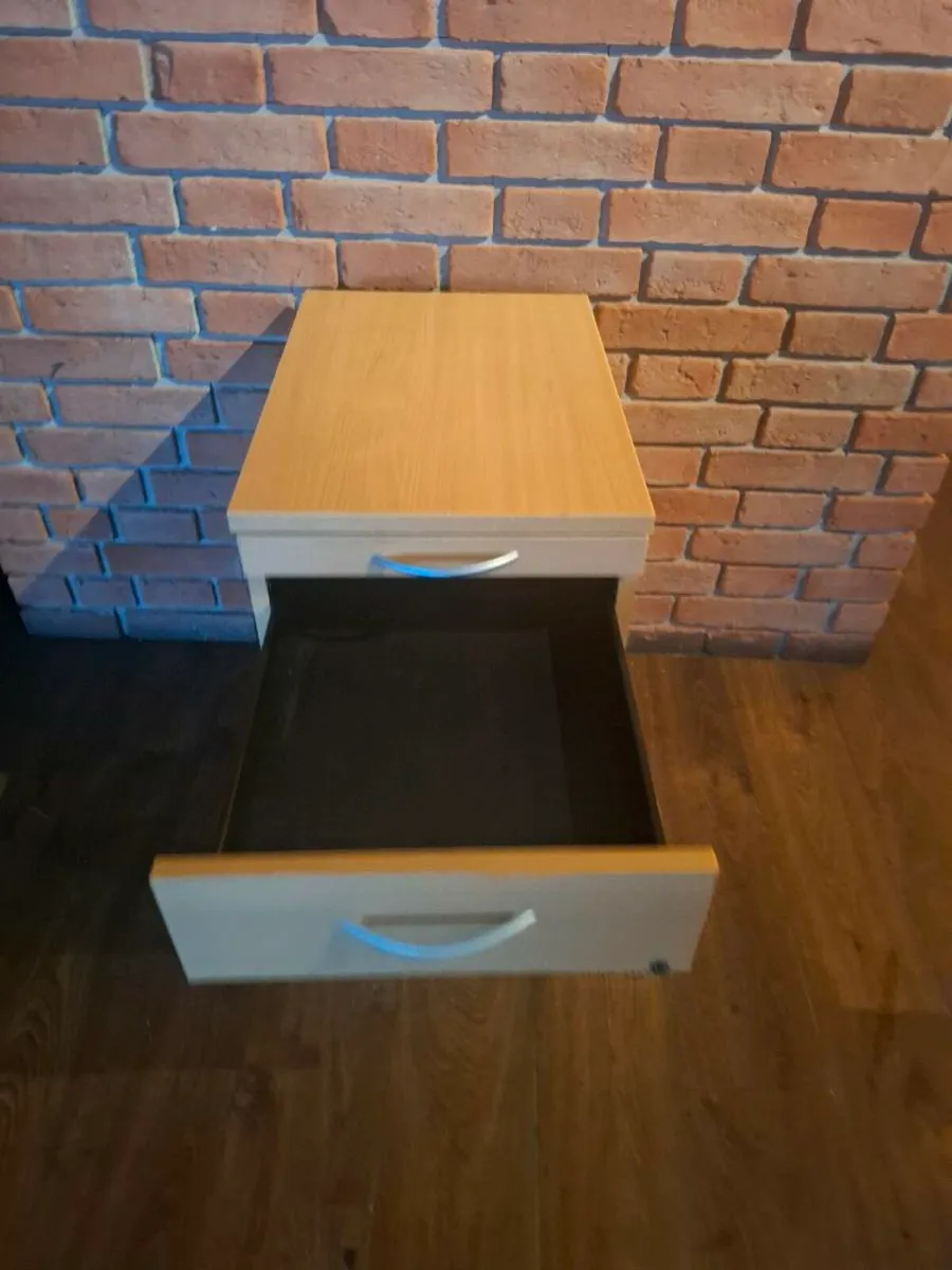 Office File cabinet - Image 2