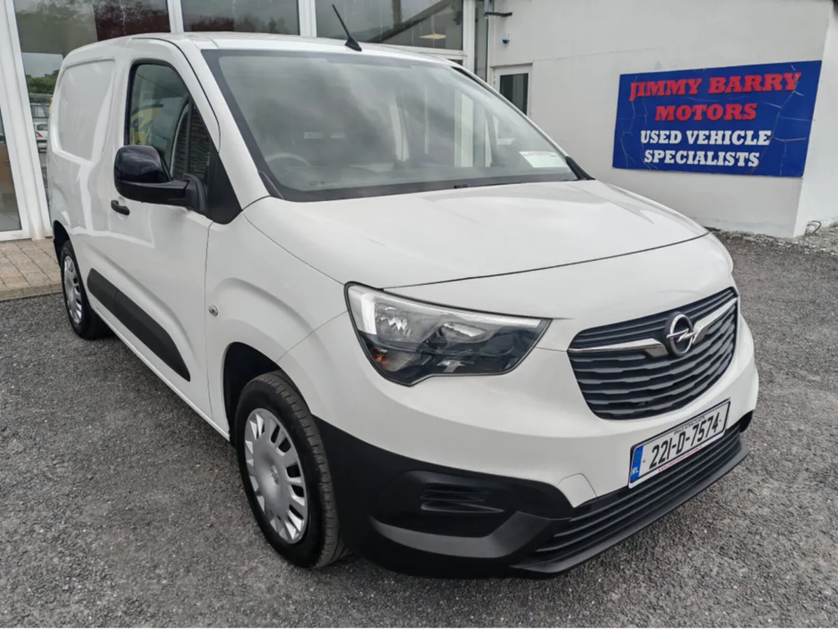 OPEL COMBO L1H1-1.5 100PS DIESEL 6SPEED MANUAL MY2 - Image 1
