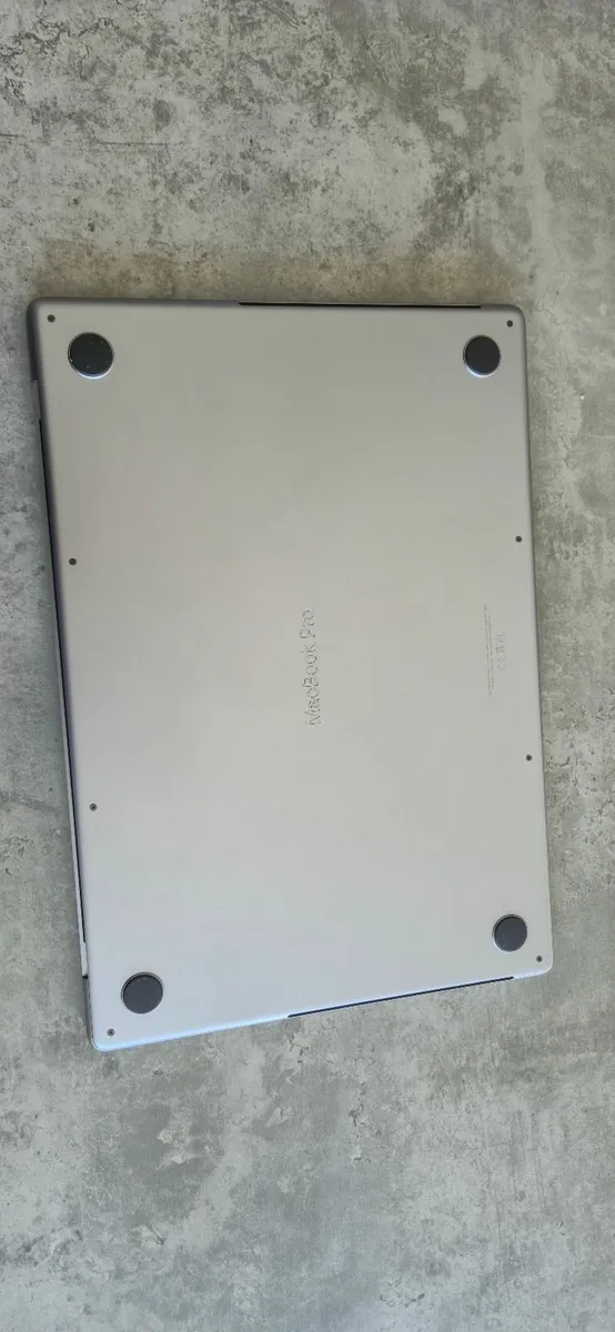 Laptop - Image 2