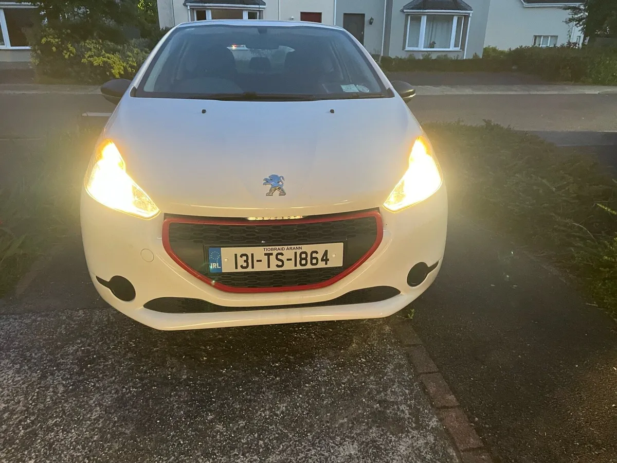 Car - Image 1