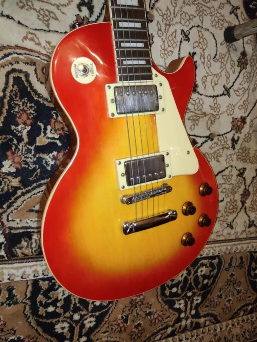 Westwood Les Paul Custom - Image 3