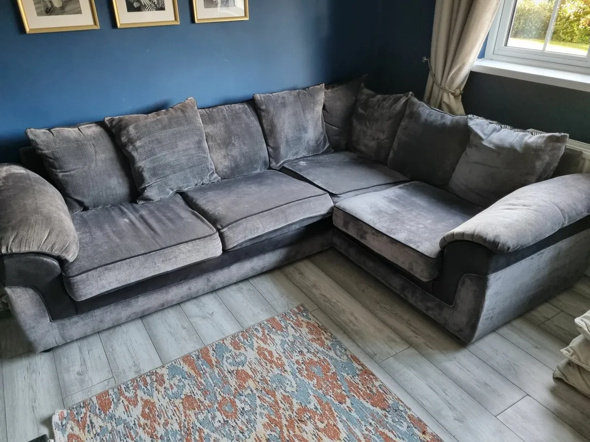 Corner sofa free - Image 2
