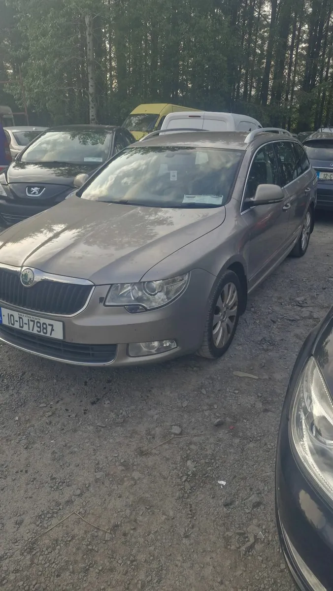 Skoda Superb 2010 automatic - Image 1