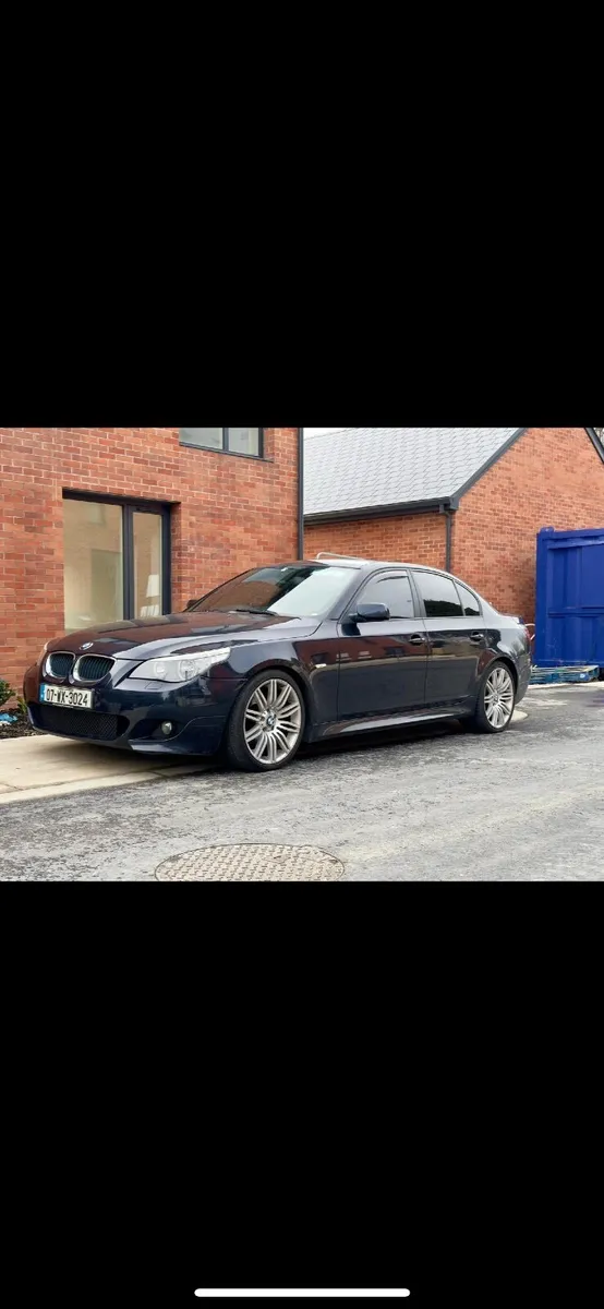 BMW 5-Series 2007 - Image 1