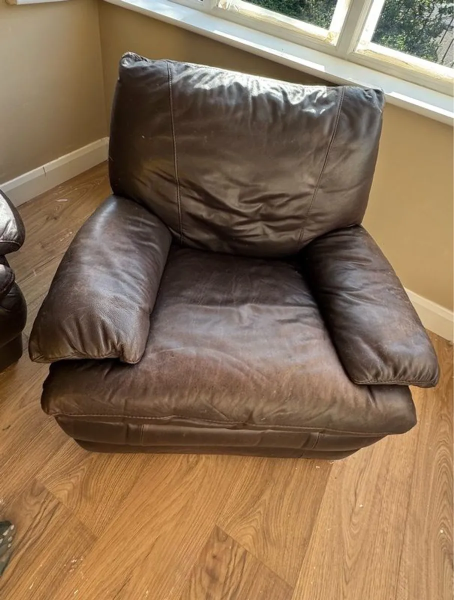 Two seater couch and recliner - Image 3