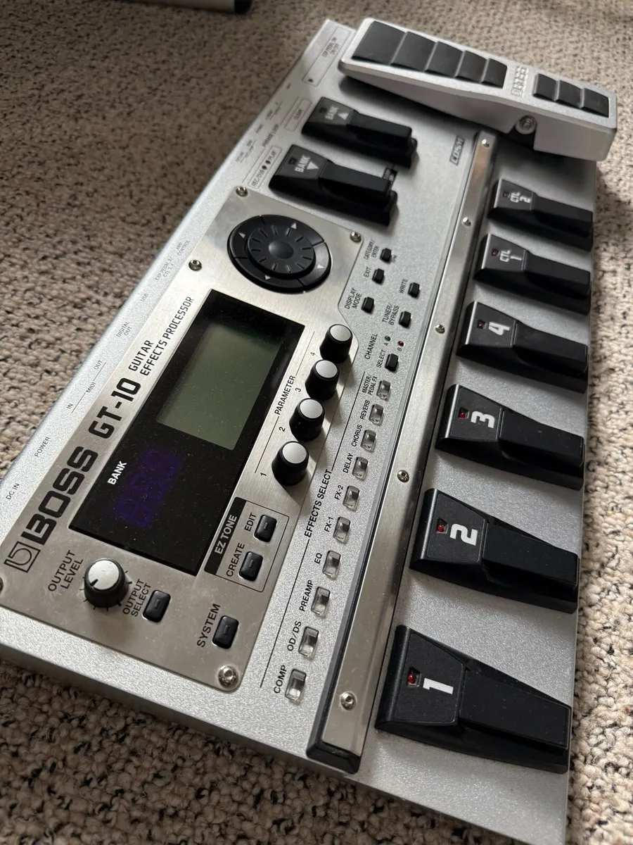 Boss gt10, gt 10 - Image 1
