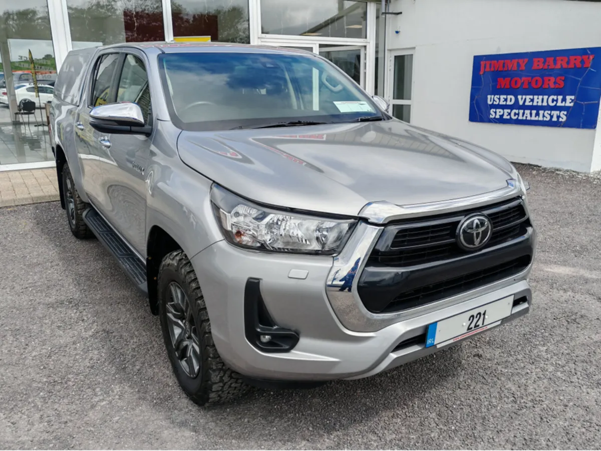 TOYOTA HILUX ICON D-4D 4WD DCB - Image 1