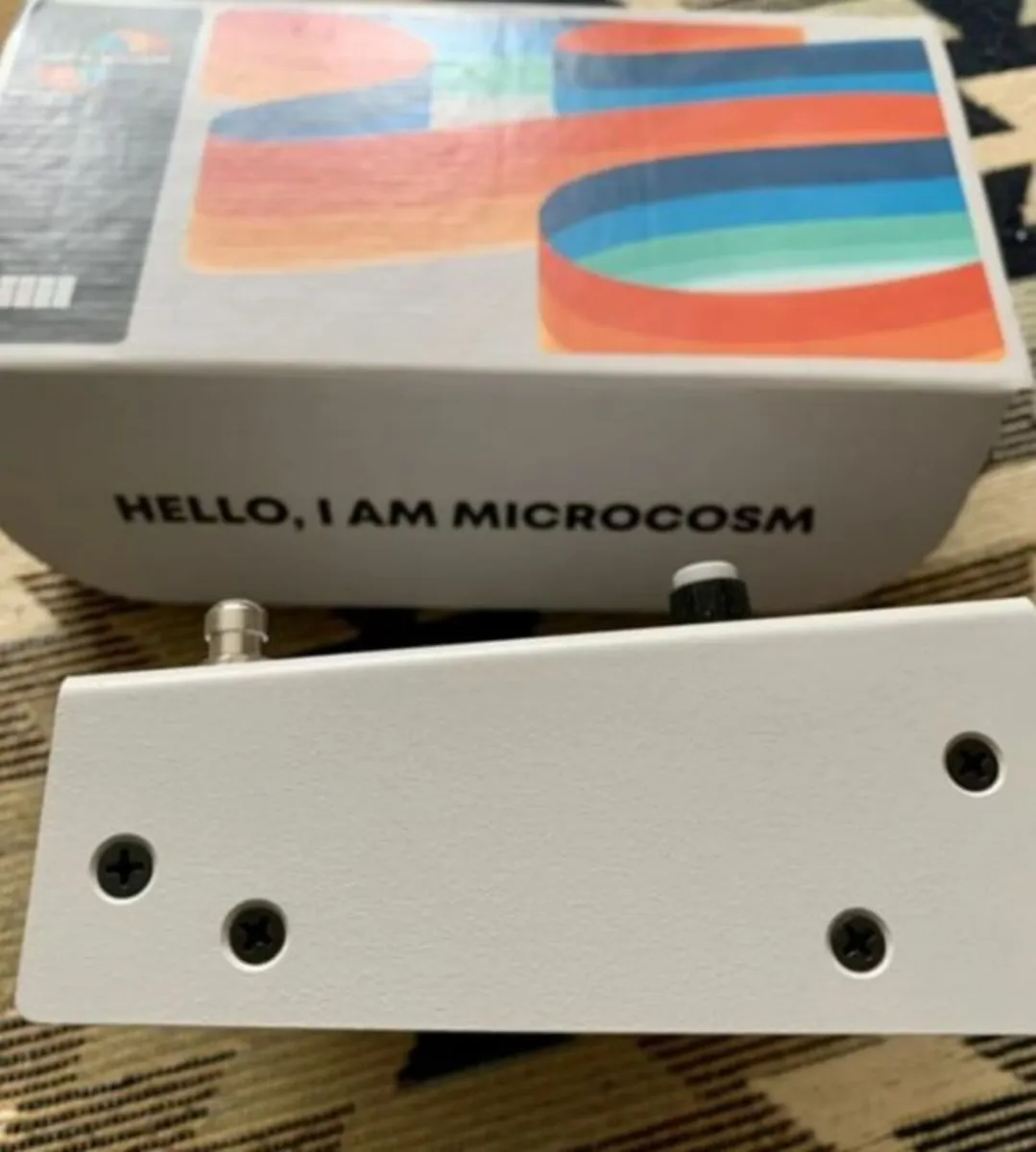 microcosm hologram - Image 2