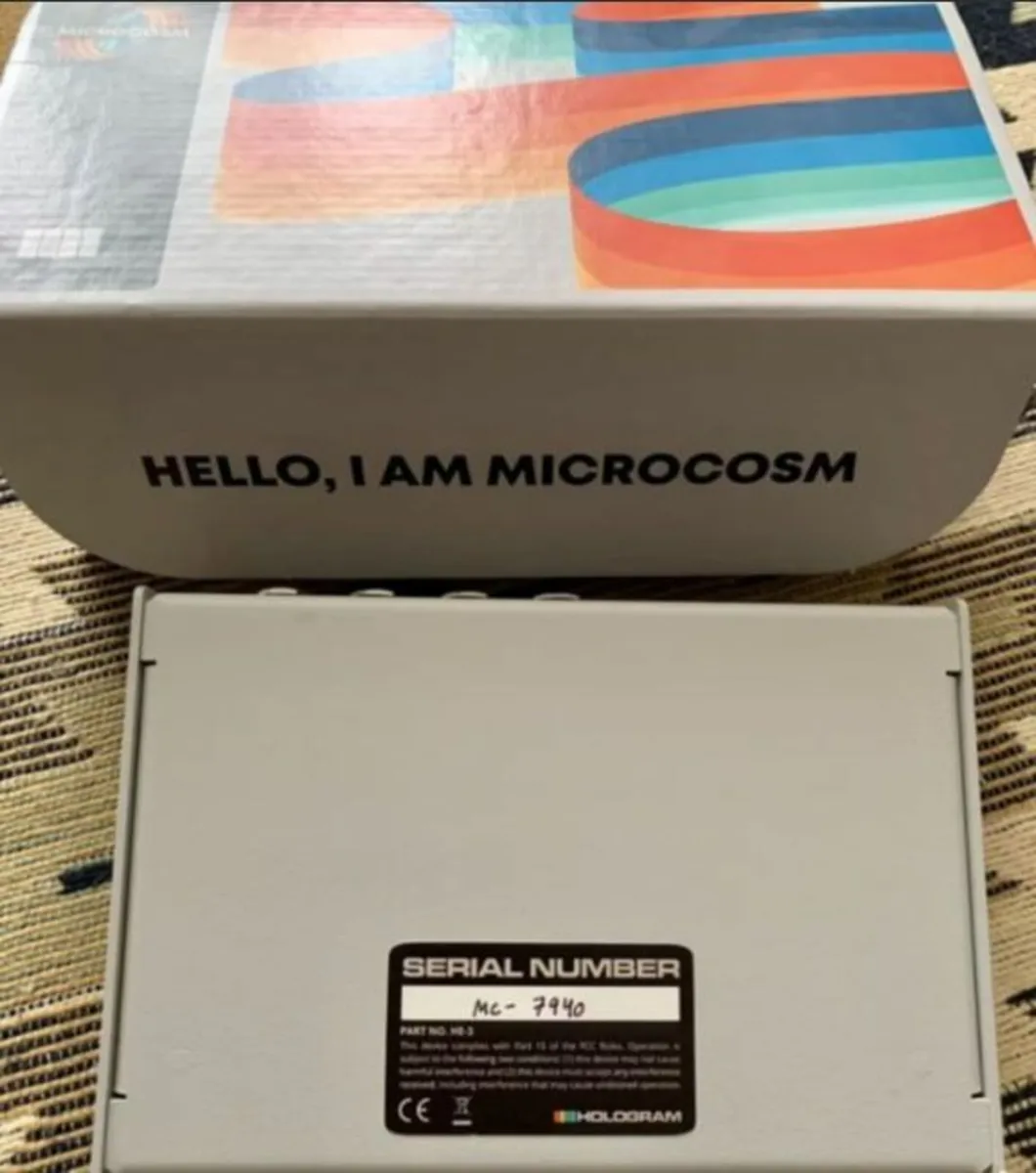 microcosm hologram - Image 3
