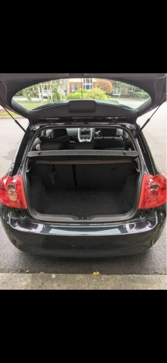 Toyota Auris 2008 - Image 4