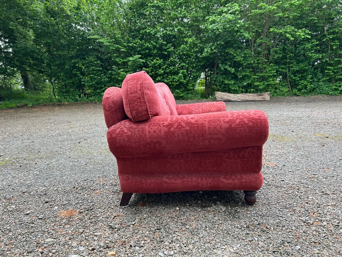 Finline Alexandra Sofa - Image 1