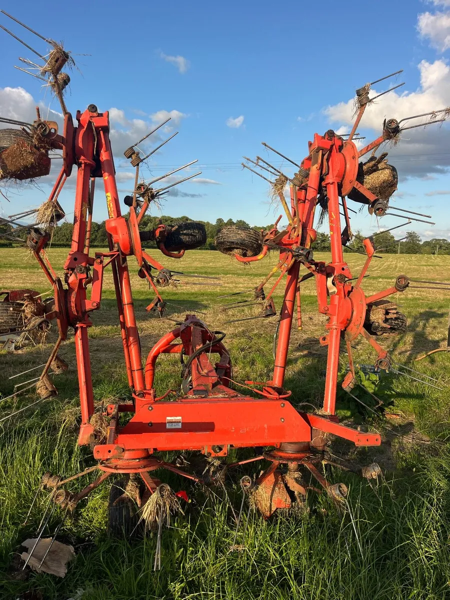 Hay turners - Image 1