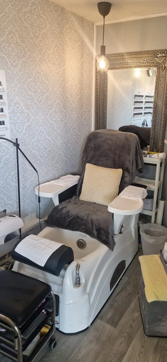Pedicure chair