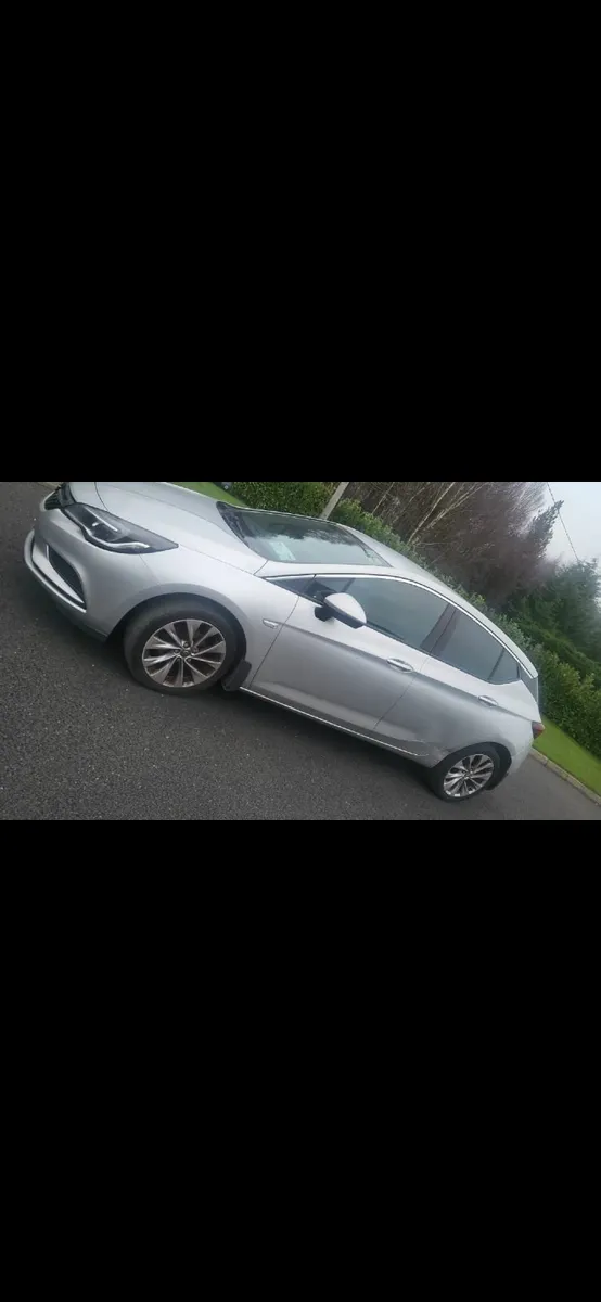 Opel Astra 2018 - Image 2