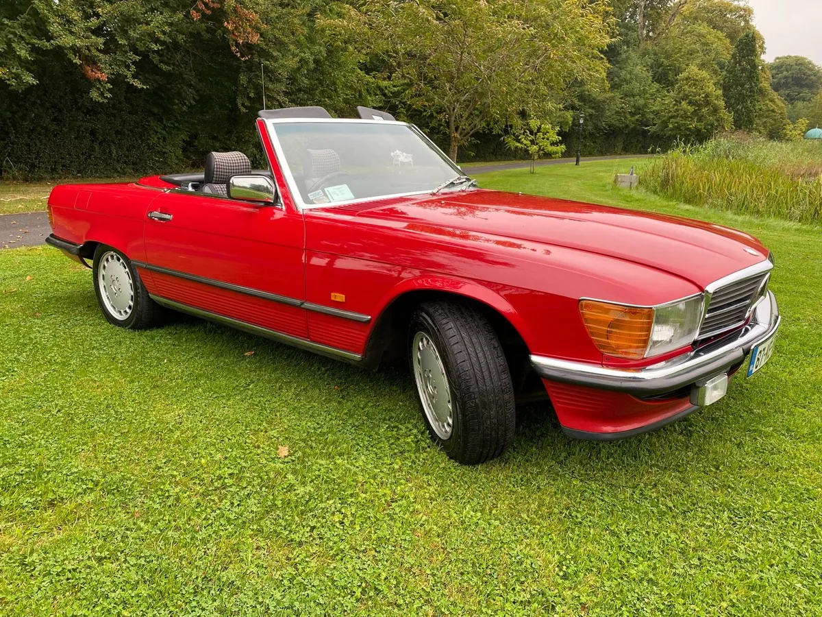 MERCEDES 300SL R107 LOW MILEAGE - Image 1