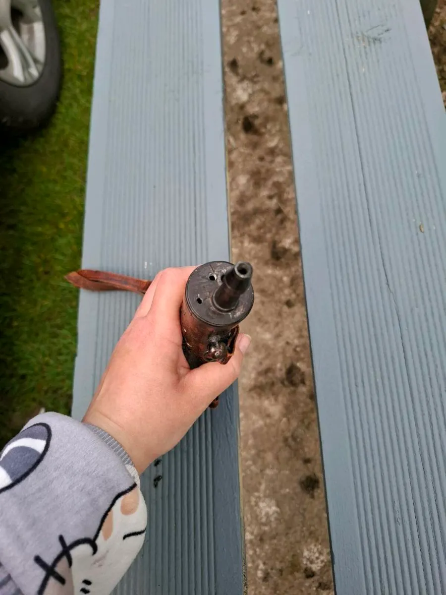 Gunpowder flask - Image 2