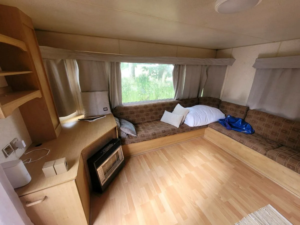 Mobile Home - Image 3