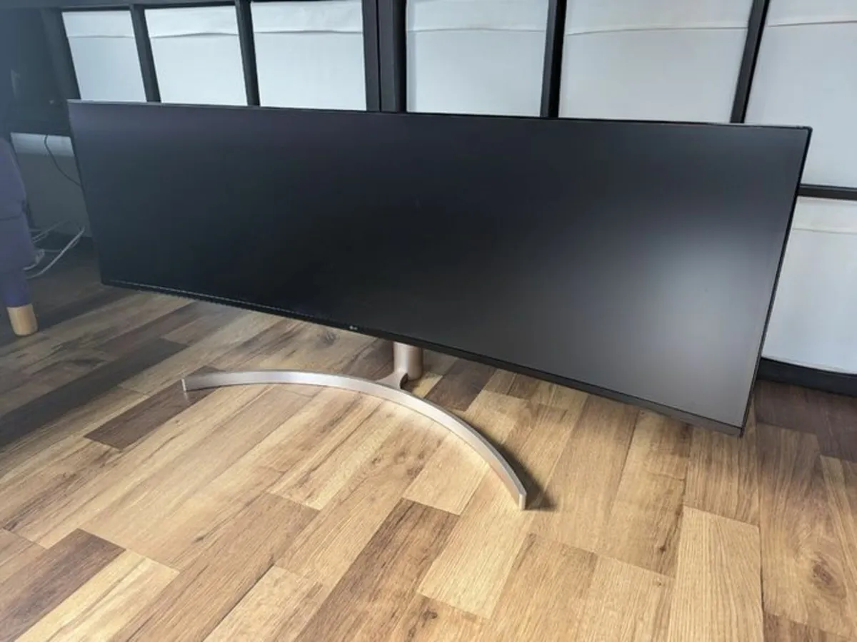 LG 49WL95C-W 49 Inch 32:9 UltraWide Dual QHD IPS C - Image 1