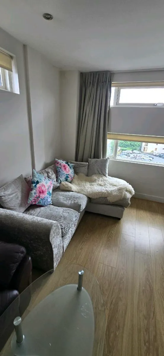 Sofa - Image 2