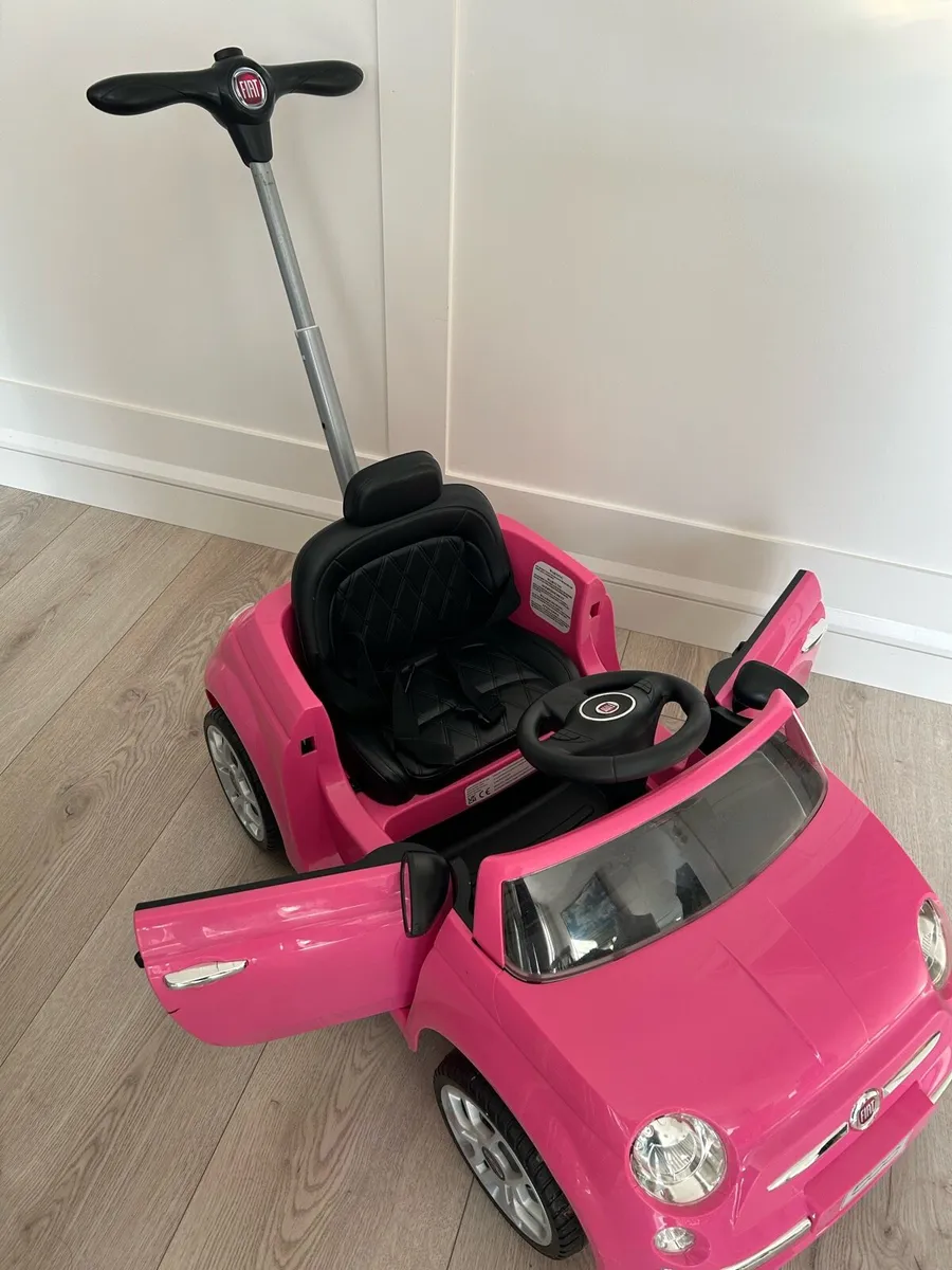 Fiat 500e Car Push-Along Ride - Image 2