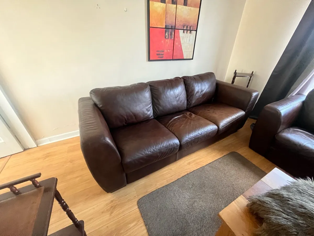Leather sofa - Image 1