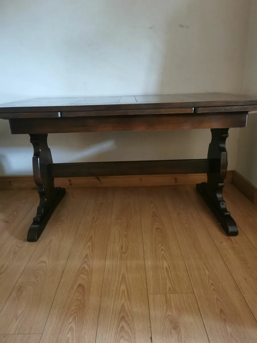 Oak solid quality extendable dining table 6-8Pers - Image 4