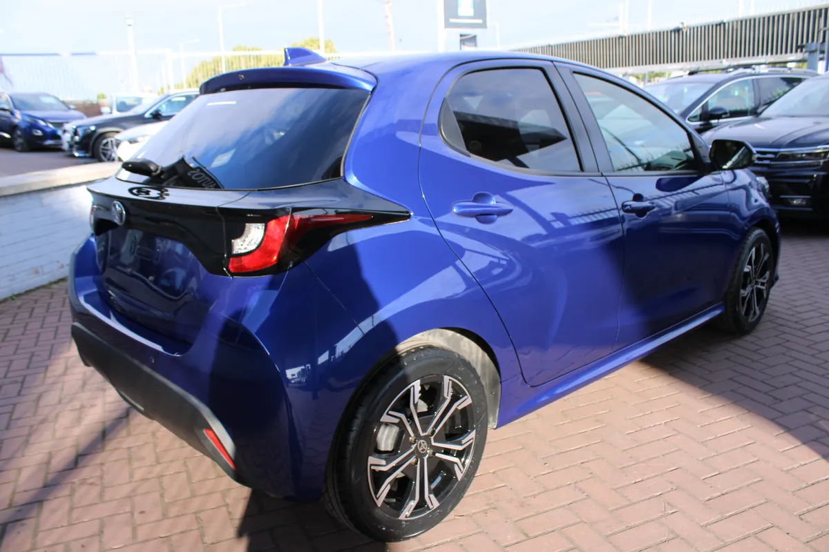 TOYOTA YARIS 1.0i SPORTS  5DR HATCHBACK AUTO // ST - Image 4