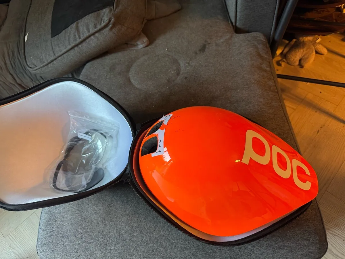POC tempor aero helmet - Image 4