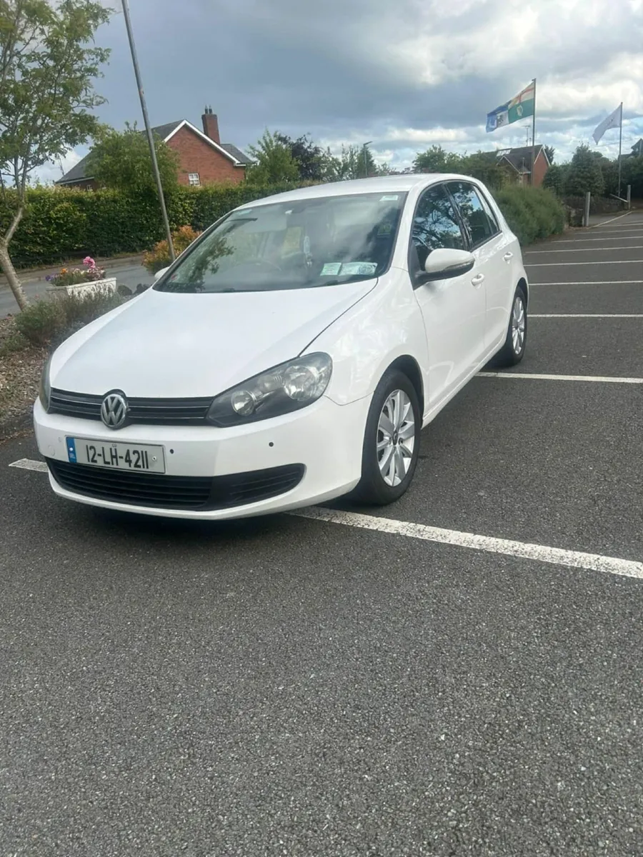 Volkswagen Golf 2012 - Image 2