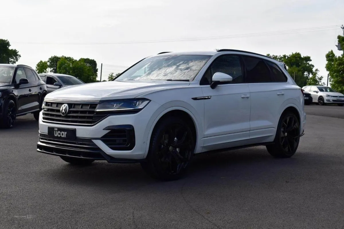 Volkswagen Touareg 3.0 TDI V6 R-line - Image 3